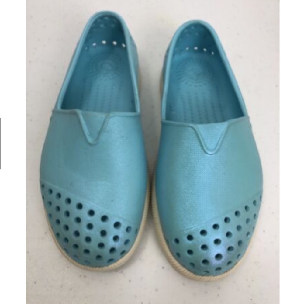 Native Kids Waterproof Shoes Size 9 Blue Sparkle